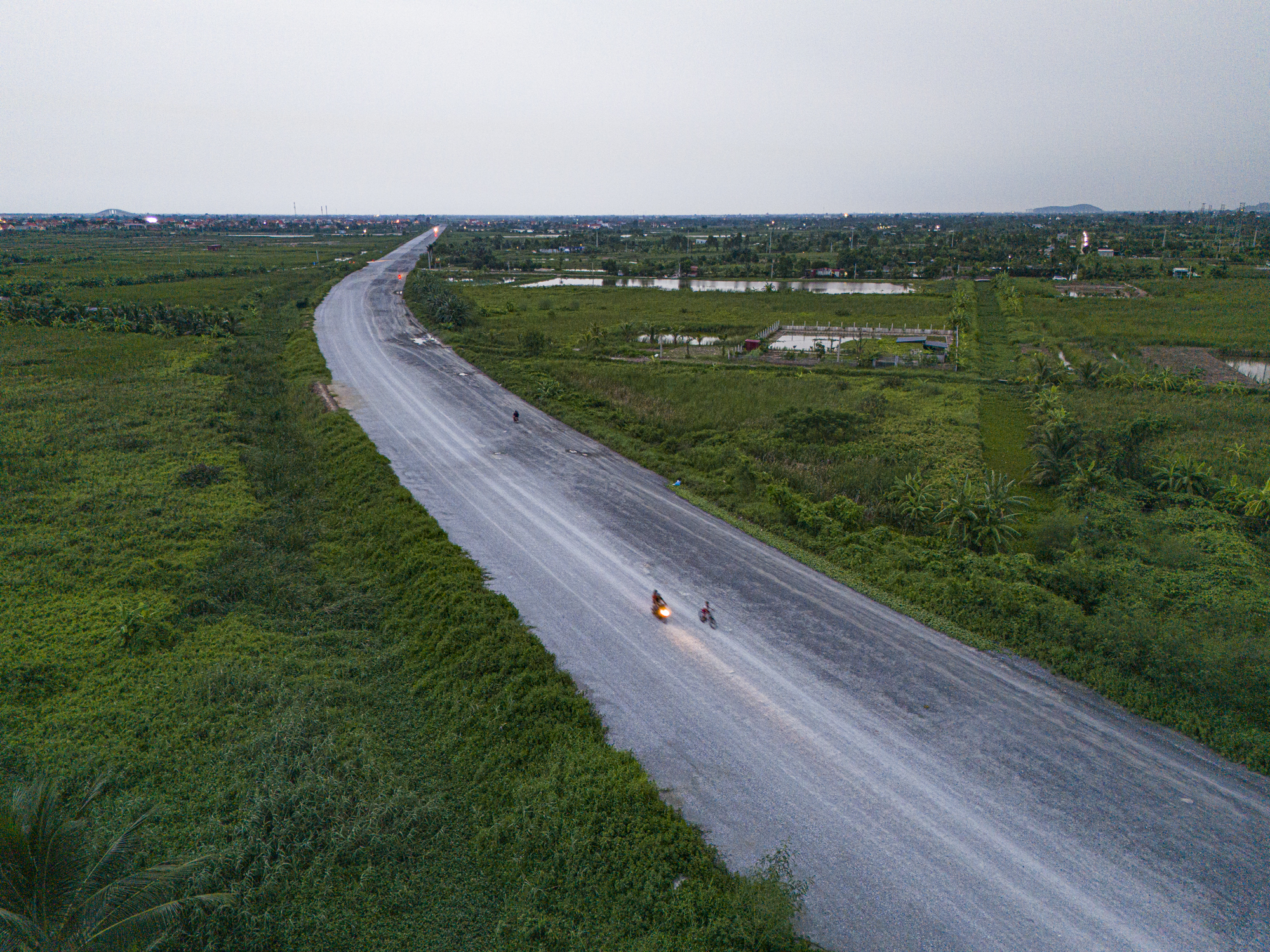 Toàn cảnh đường ven biển 3.800 tỷ, có cầu vượt sông dài hơn 2 km, nối 2 khu kinh tế tỷ USD- Ảnh 11.